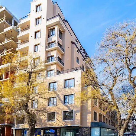 Lovely Venu Close To Old Town Пловдив