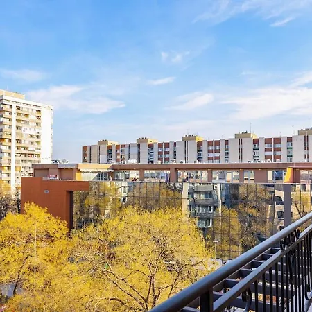 Lovely Venu Close To Old Town