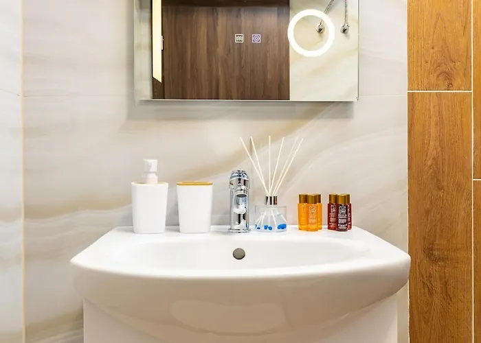 Lovely Venu Close To Old Town *